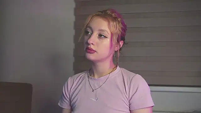 Snapshot of milasmiu chatting on 01-29-25, 03:04 milasmiu online show from 01-29-25, 03:04