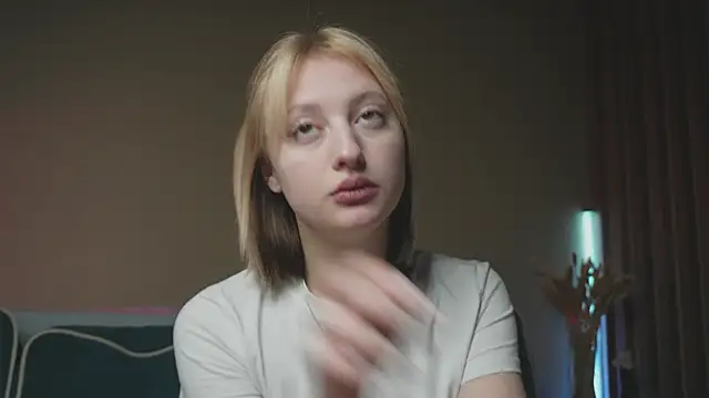 Snapshot of milasmiu chatting on 02-11-25, 03:08 milasmiu online show from 02-11-25, 03:08