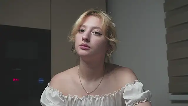 Snapshot of milasmiu chatting on 02-20-25, 06:24 milasmiu online show from 02-20-25, 06:24