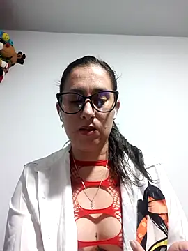 CHARLOTTE 1711 online show from 10-06-25, 03:48