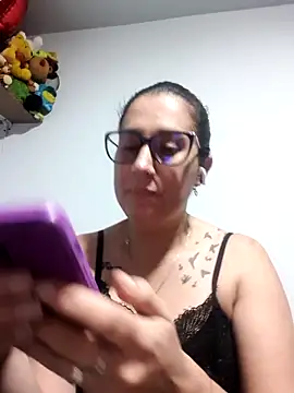 CHARLOTTE 1711 online show from 10-21-25, 03:51