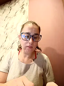 Snapshot of CHARLOTTE_1711 chatting on 06-05-26, 12:28 CHARLOTTE 1711 online show from 06-05-26, 12:28