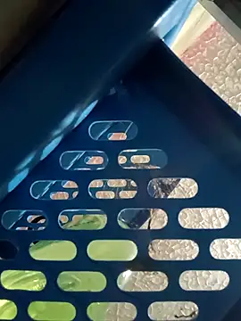 Melyy Edii online show from 12-21-25, 03:19