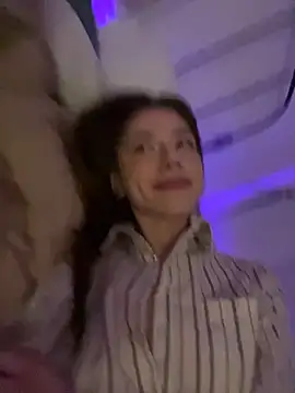 Snapshot of Mary_Leaf chatting on 02-27-25, 10:31 Mary Leaf online show from 02-27-25, 10:31