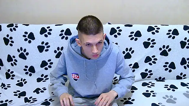 Lester Broo online show from 04-05-26, 09:12