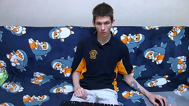 Snapshot of Lester_Broo chatting on 06-04-26, 03:12 Lester Broo online show from 06-04-26, 03:12