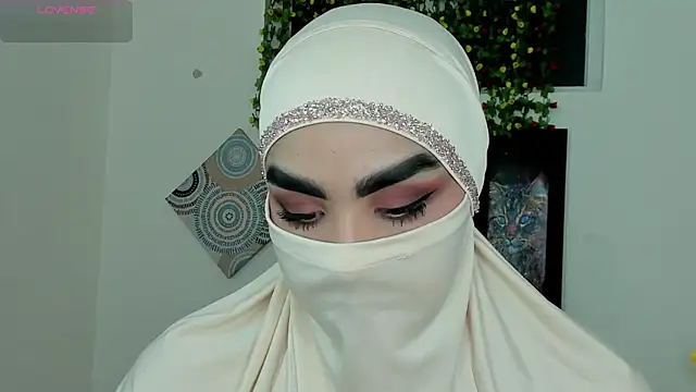 Maissa Alabi online show from 11-24-25, 07:35