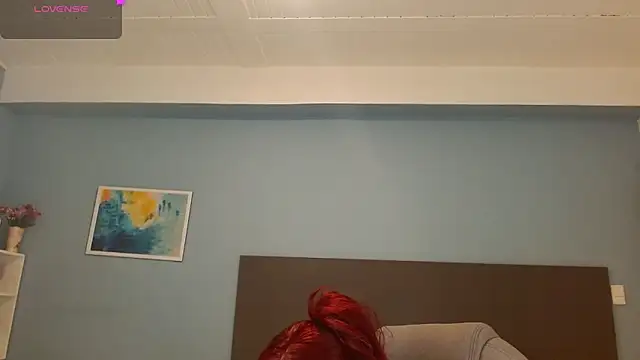 ilitzy cardona online show from 10-30-25, 04:14