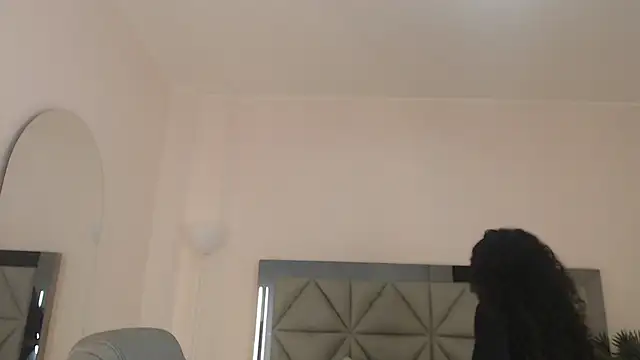 ilitzy cardona online show from 01-11-26, 03:44