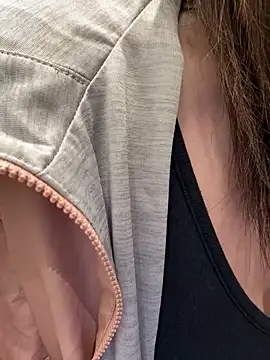 Snapshot of anan2025 chatting on 01-25-25, 12:58 anan2025 online show from 01-25-25, 12:58