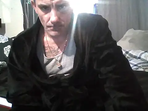 Snapshot of 1badfucka chatting on 01-21-25, 01:11 1badfucka online show from 01-21-25, 01:11