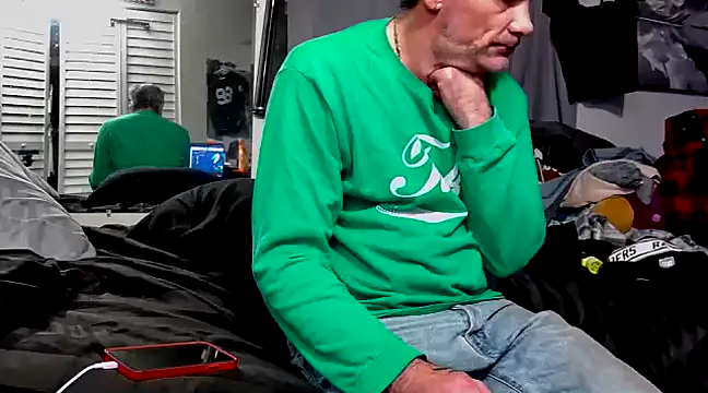 Snapshot of 1badfucka chatting on 01-24-25, 04:05 1badfucka online show from 01-24-25, 04:05