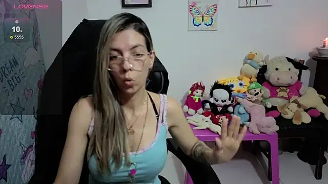 Princezzlove3 online show from 09-17-25, 11:39