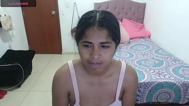 july-feria online show from 02-02-25, 02:06