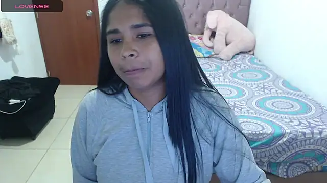 july-feria online show from 02-25-25, 08:19