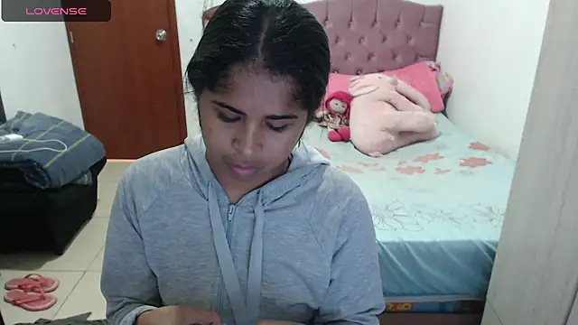 july-feria online show from 10-21-25, 08:42