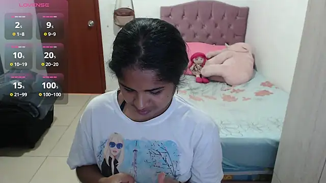 july-feria online show from 10-31-25, 06:09