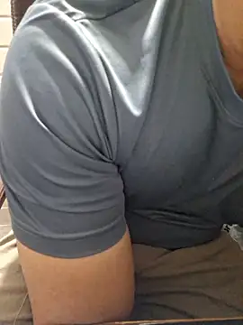 Snapshot of xxxsmartboyxxx chatting on 04-06-26, 06:31 xxxsmartboyxxx online show from 04-06-26, 06:31