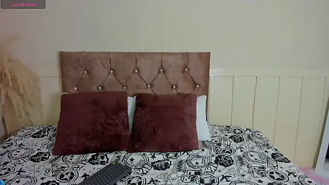 Natashawool1 online show from 01-30-25, 02:25