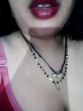 Snapshot of Haseena_Baby chatting on 03-07-25, 10:02 Haseena Baby online show from 03-07-25, 10:02