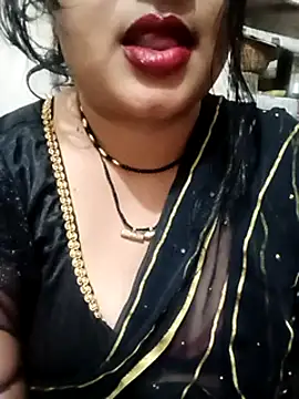 Snapshot of Haseena_Baby chatting on 03-18-25, 04:59 Haseena Baby online show from 03-18-25, 04:59