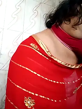 Snapshot of Haseena_Baby chatting on 09-13-25, 03:17 Haseena Baby online show from 09-13-25, 03:17