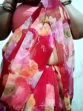 Snapshot of Haseena_Baby chatting on 11-25-25, 02:39 Haseena Baby online show from 11-25-25, 02:39