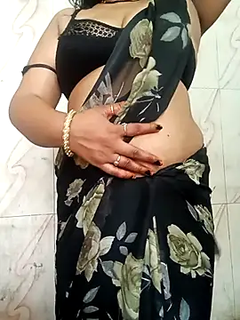 Snapshot of Haseena_Baby chatting on 05-25-26, 10:21 Haseena Baby online show from 05-25-26, 10:21