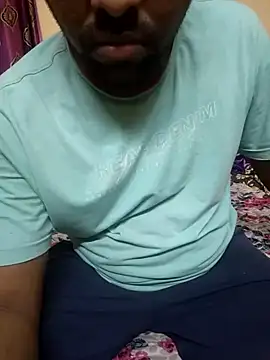 Snapshot of trendy189 chatting on 01-11-25, 06:44 trendy189 online show from 01-11-25, 06:44