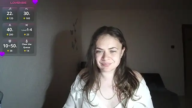 Snapshot of Your___Hope chatting on 06-14-26, 05:15 Your Hope online show from 06-14-26, 05:15