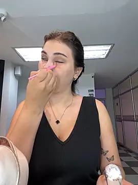 Aitana Hilton  online show from 03-22-25, 11:42