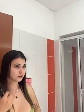 Aitana Hilton  online show from 11-15-25, 11:18