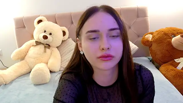 Lilliana Moon online show from 11-15-25, 09:06