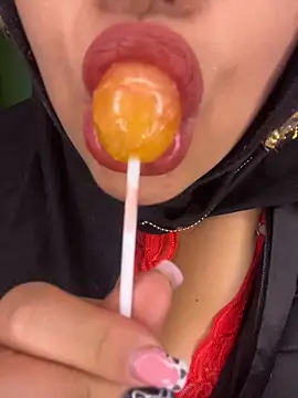 zahra Jalid online show from 02-22-26, 01:29