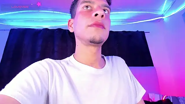 Ethan Boyy online show from 02-05-26, 06:12