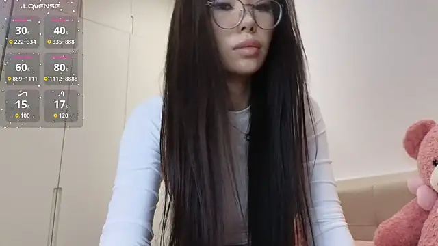 Snapshot of asianqueeny chatting on 07-30-26, 04:39 asianqueeny online show from 07-30-26, 04:39