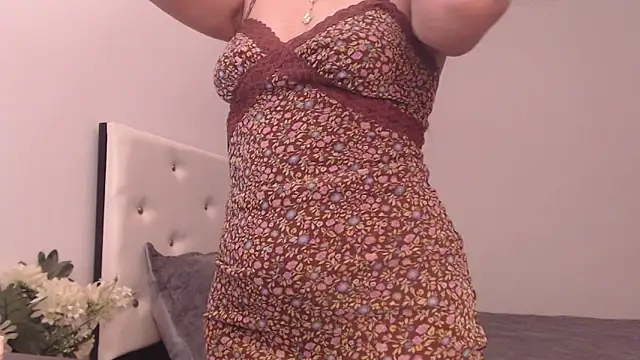 Snapshot of CelineMirage chatting on 01-25-25, 05:18 CelineMirage online show from 01-25-25, 05:18