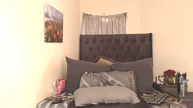 BarbieLadie online show from 11-12-25, 09:32