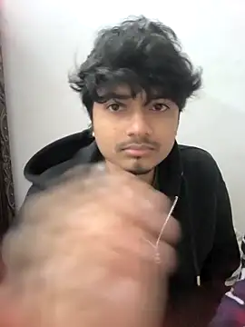 Snapshot of kaif_220 chatting on 01-16-26, 12:53 kaif 220 online show from 01-16-26, 12:53