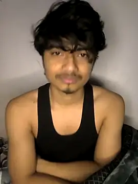 Snapshot of kaif_220 chatting on 01-31-26, 07:11 kaif 220 online show from 01-31-26, 07:11