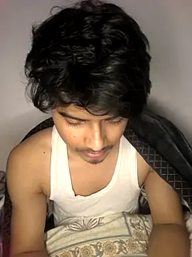 Snapshot of kaif_220 chatting on 02-07-26, 07:39 kaif 220 online show from 02-07-26, 07:39