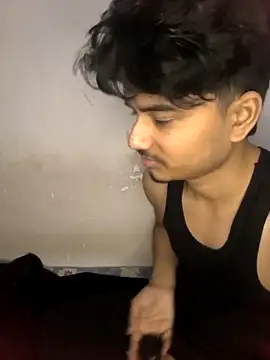 Snapshot of kaif_220 chatting on 02-17-26, 07:53 kaif 220 online show from 02-17-26, 07:53