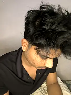 Snapshot of kaif_220 chatting on 02-18-26, 09:00 kaif 220 online show from 02-18-26, 09:00