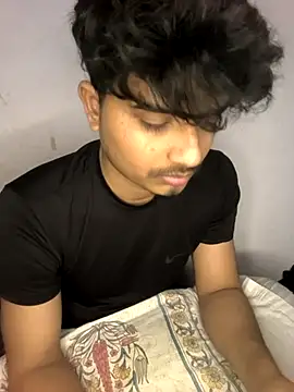 Snapshot of kaif_220 chatting on 02-23-26, 08:06 kaif 220 online show from 02-23-26, 08:06