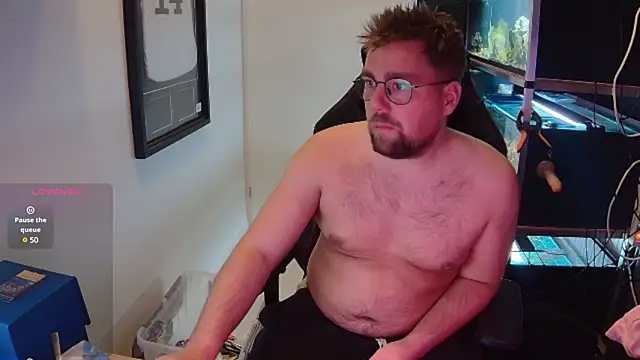 Snapshot of justinitt chatting on 01-26-25, 07:52 justinitt online show from 01-26-25, 07:52