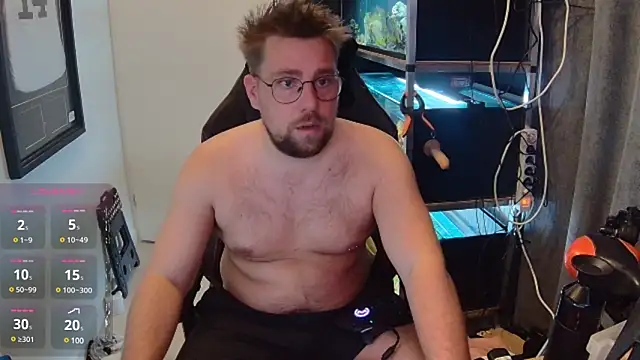 Snapshot of justinitt chatting on 01-27-25, 04:22 justinitt online show from 01-27-25, 04:22