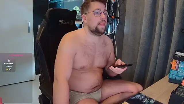 Snapshot of justinitt chatting on 02-12-25, 07:45 justinitt online show from 02-12-25, 07:45