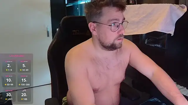 Snapshot of justinitt chatting on 02-13-25, 10:22 justinitt online show from 02-13-25, 10:22