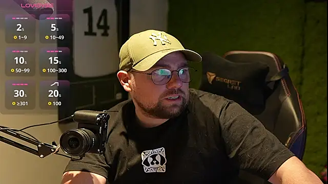 Snapshot of justinitt chatting on 11-27-25, 10:17 justinitt online show from 11-27-25, 10:17