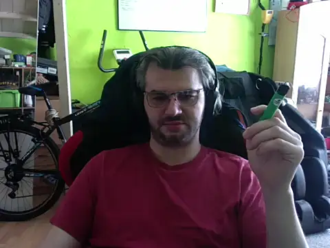 Snapshot of stary-w-kalesonach chatting on 06-19-26, 09:57 stary-w-kalesonach online show from 06-19-26, 09:57